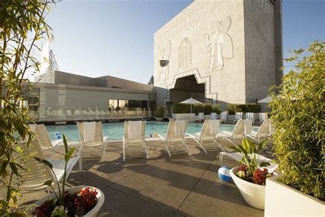 cheap hotels near loews hollywood